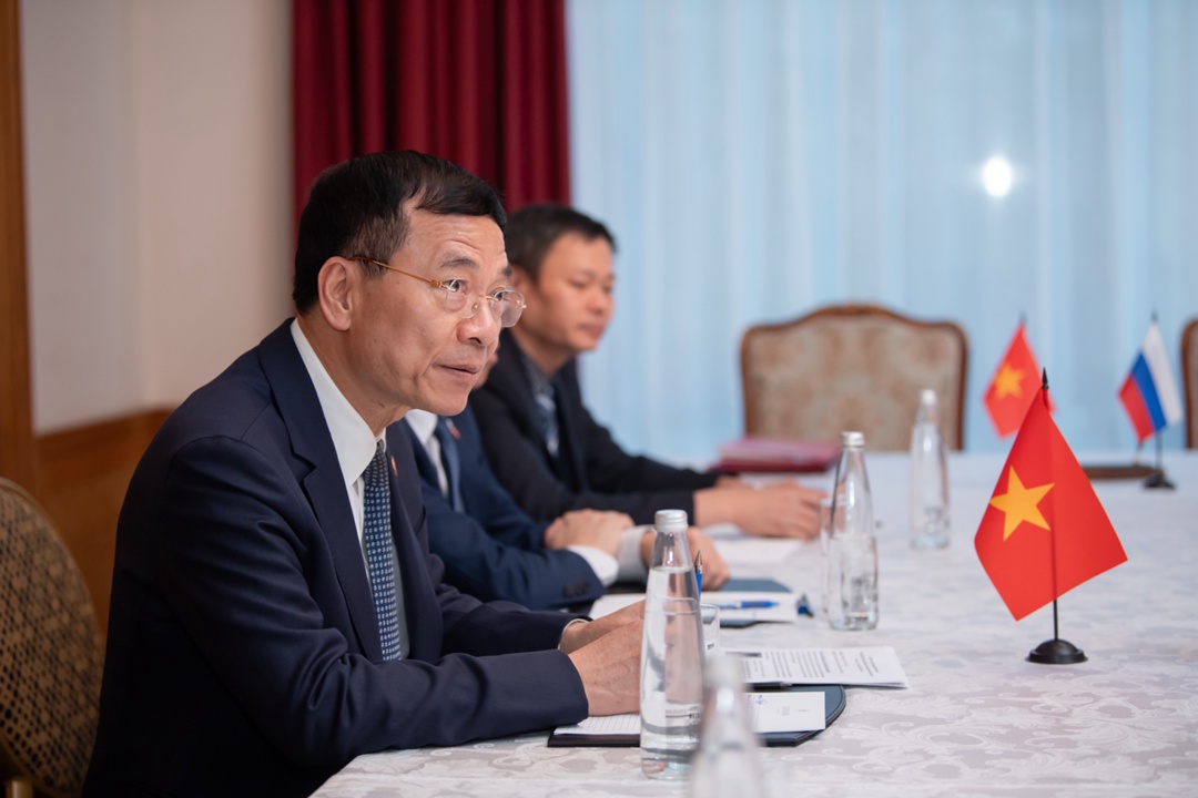 Россия и Вьетнам подписали соглашение о создании Пушкинского центра в Ханое