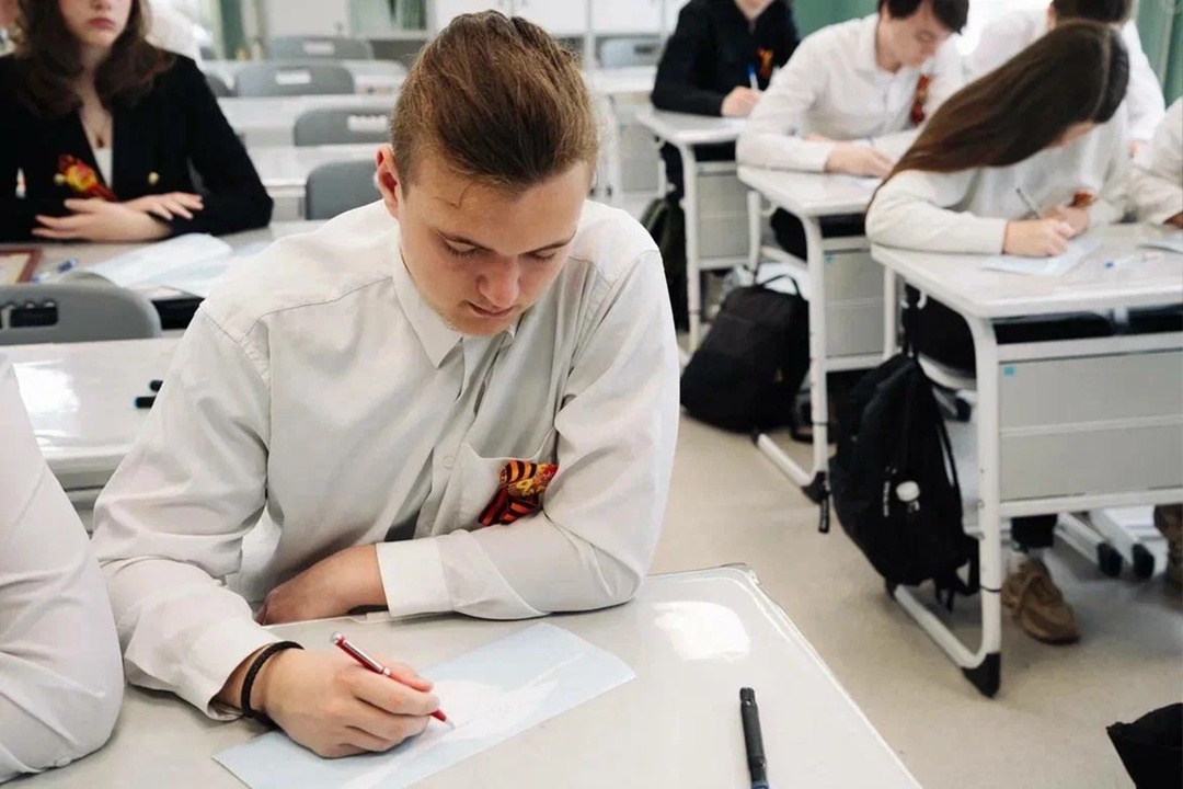 Состоялась патриотическая акция «Журавли Великой Победы»