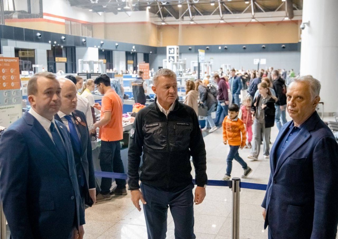 Глава Минтранса Роман Старовойт проинспектировал работу аэропорта Шереметьево