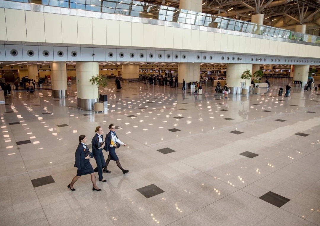 Следом команда Минтранса прибыла в аэропорт Домодедово