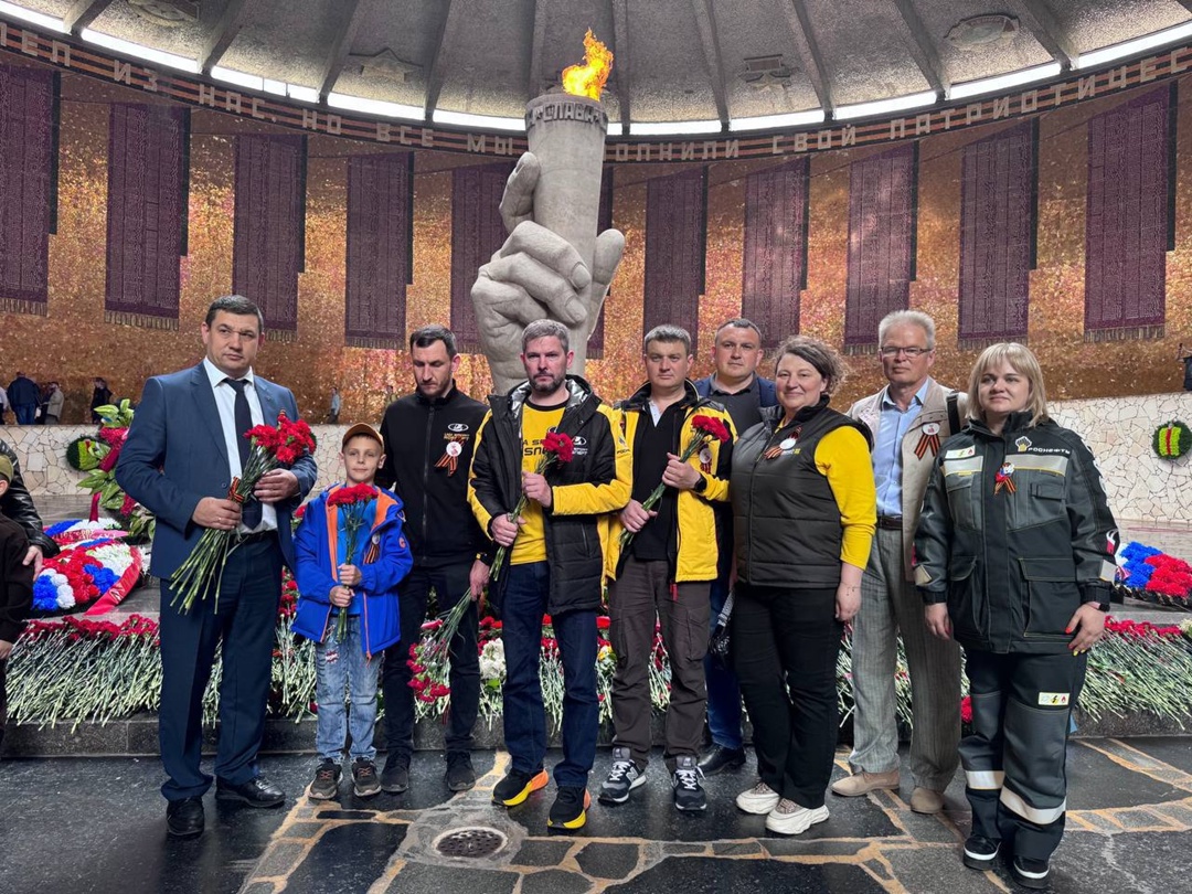 Город-герой Волгоград! Пилоты команды LADA Sport ROSNEFT в Волгограде