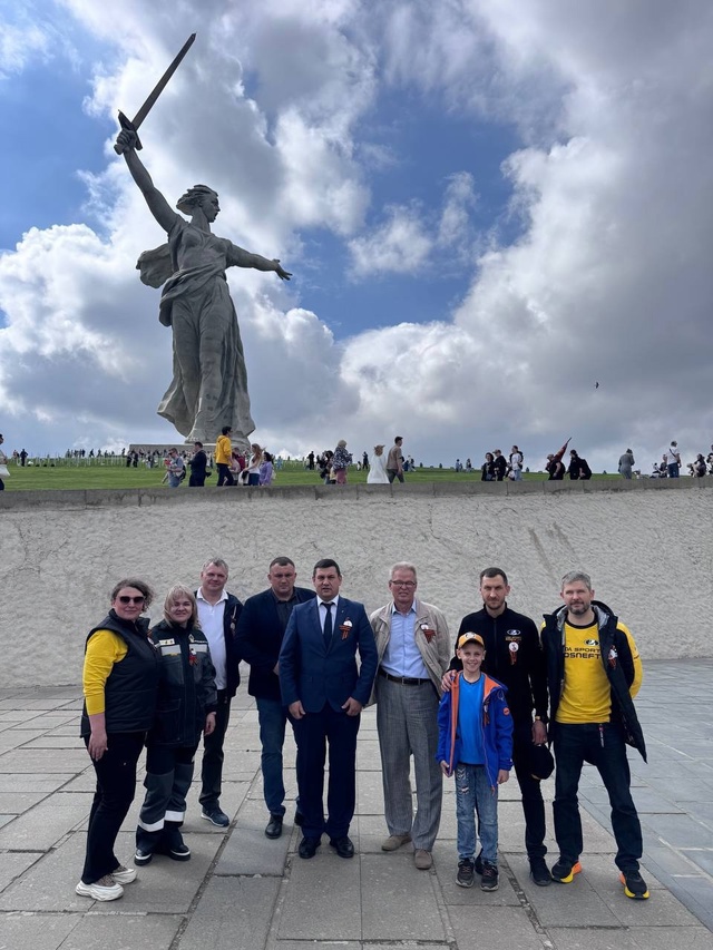 Город-герой Волгоград! Пилоты команды LADA Sport ROSNEFT в Волгограде