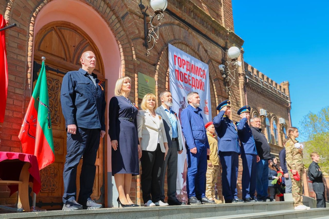 Дмитрий Чернышенко поздравил россиян с Днем Победы и напомнил о важной роли советских учителей, преподавателей, ученых и спортсменов в годы Великой…