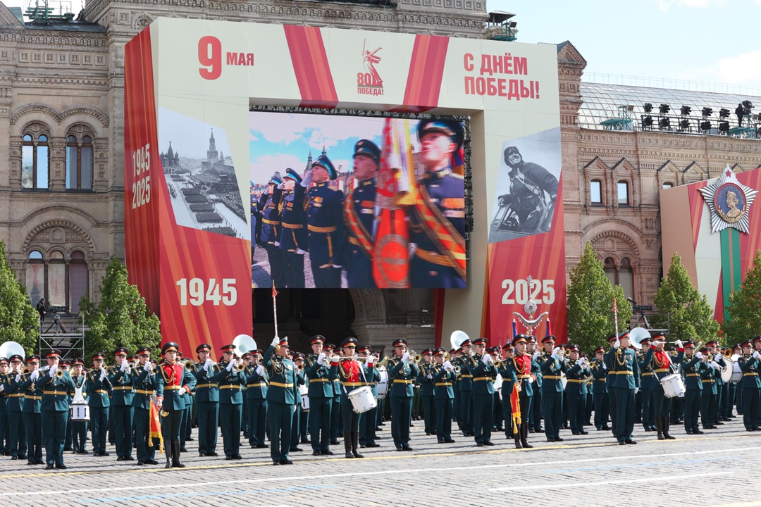 Председатель Совета Федерации Валентина Матвиенко присутствовала на военном параде в ознаменование 80-й годовщины Великой Победы