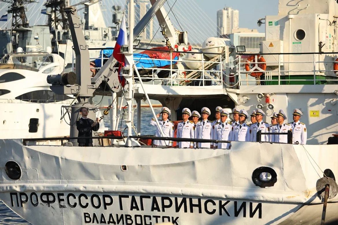 Дмитрий Чернышенко: НИС «Профессор Гагаринский» позволит проводить совместные исследования ученым России и Вьетнама