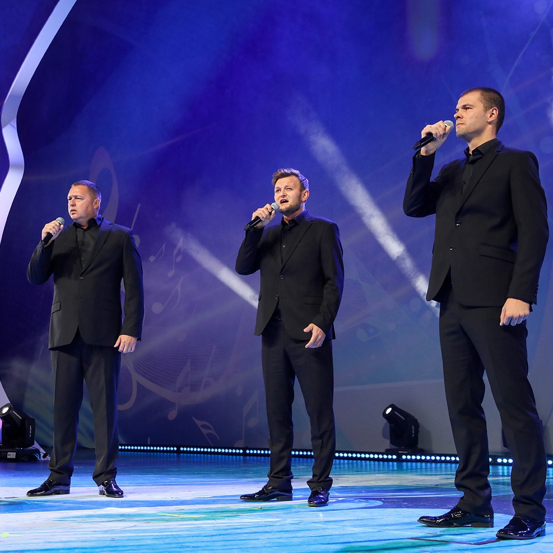 От производства до сцены: как творчество вдохновляет работников предприятия на трудовые подвиги.