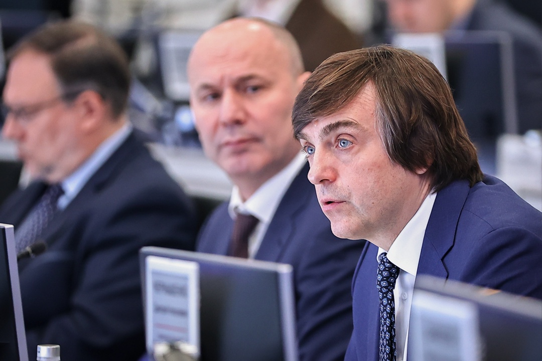 Дмитрий Чернышенко: 23 мая во всех 89 регионах России и в 55 зарубежных странах начнется основной этап ЕГЭ