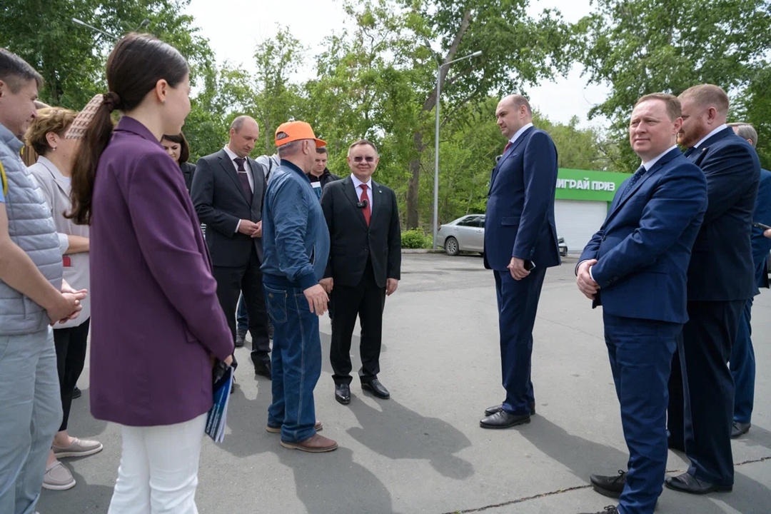 Глава Минстроя России Ирек Файзуллин совместно с врио Губернатора Оренбургской области Евгением Солнцевым в рамках рабочей поездки в Орск посетили «Парк…