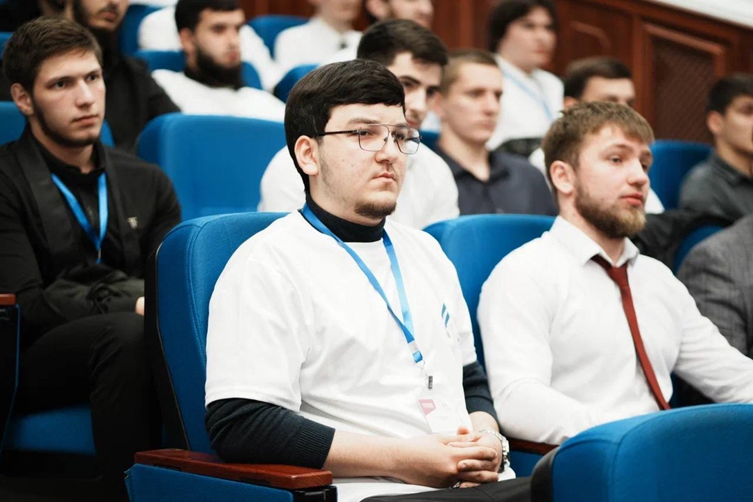 Грозный встречает будущих строителей