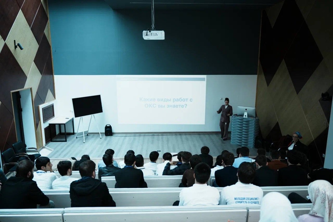 Грозный встречает будущих строителей