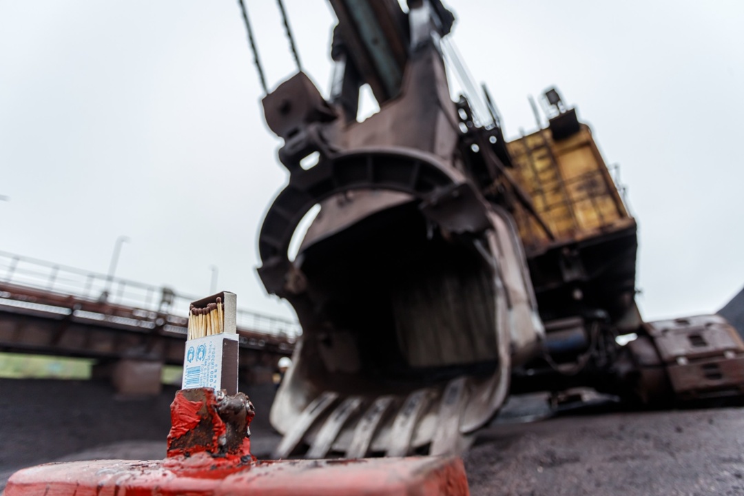 ПОДДЕРЖИМ НАШИХ! На ММК прошёл конкурс профмастерства «Лучший машинист экскаватора – 2025». И это было не шоу силы, а мастер-класс по ювелирной точности.