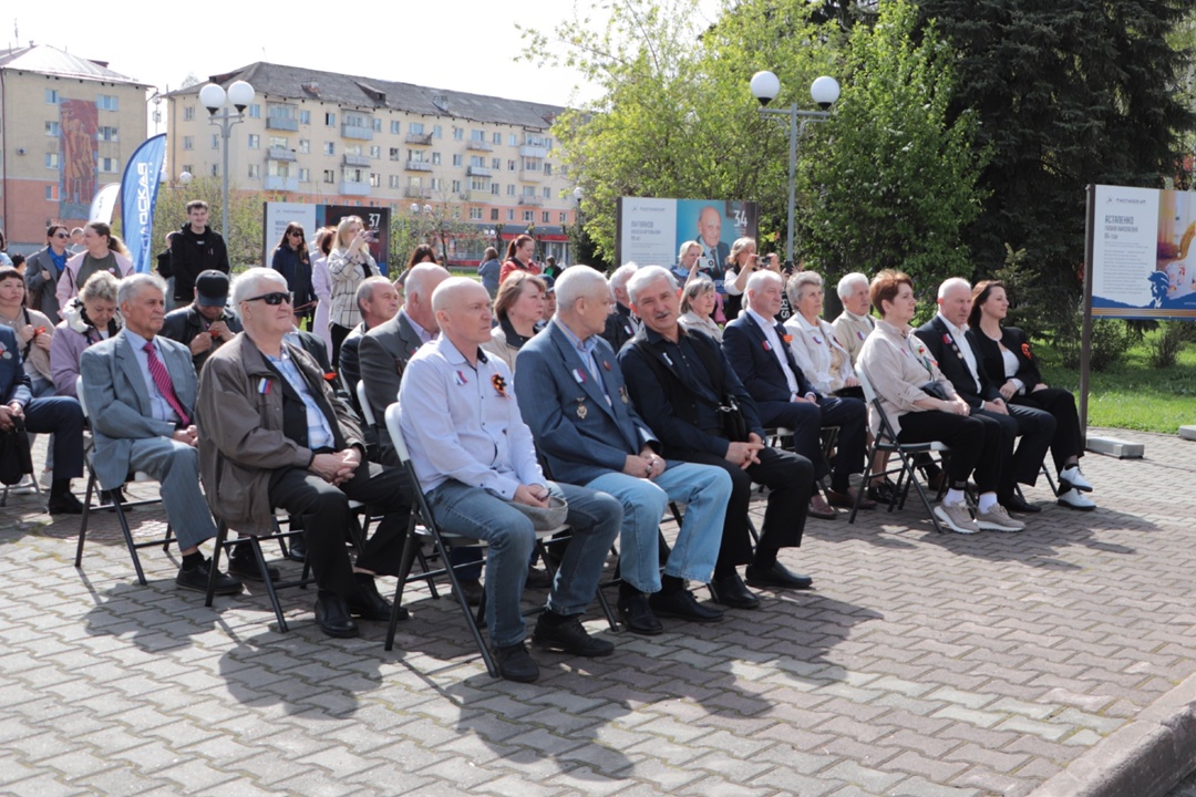 Яркий праздник в честь Великой Победы!