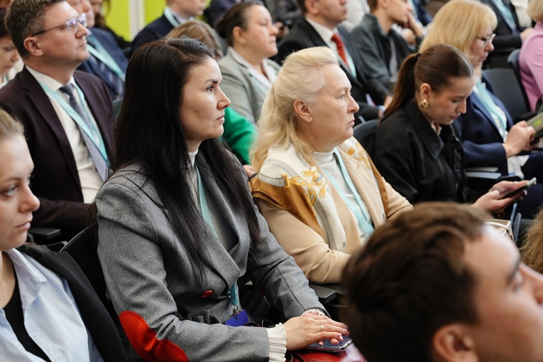 Дмитрий Чернышенко: Создание фундаментальных моделей выводит Россию в лидеры по науке в сфере ИИ