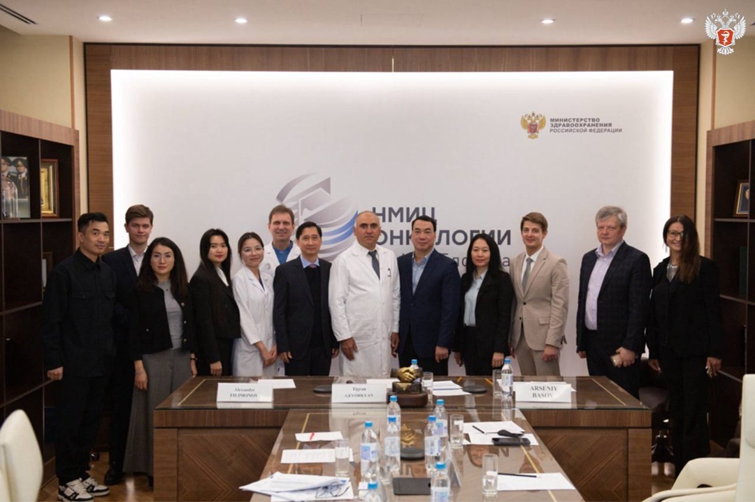 Россия и Вьетнам развивают сотрудничество в области диагностики и лечения онкологических заболеваний