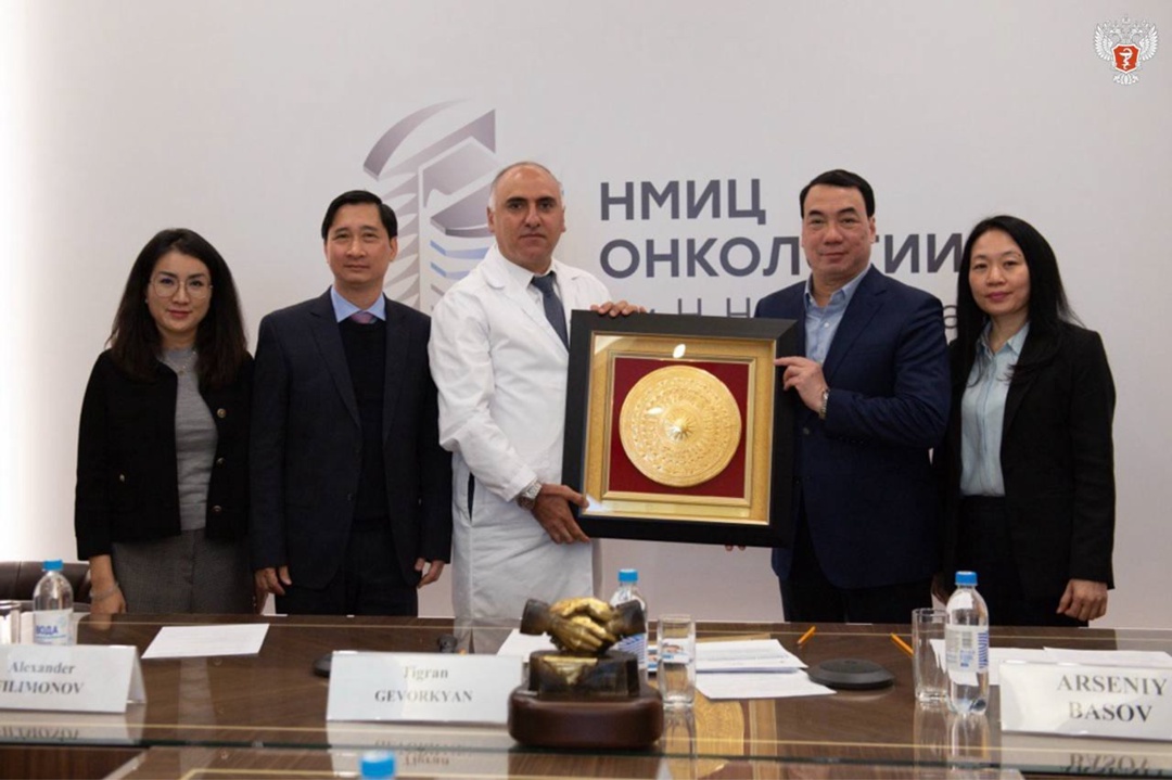 Россия и Вьетнам развивают сотрудничество в области диагностики и лечения онкологических заболеваний
