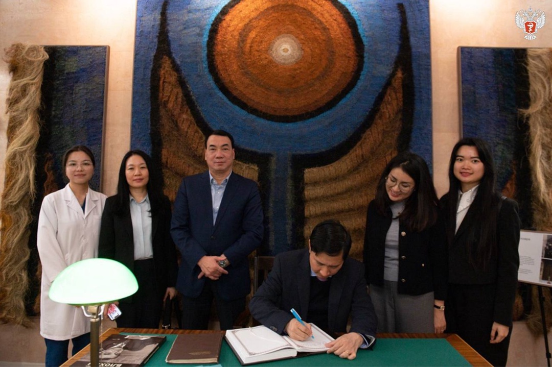 Россия и Вьетнам развивают сотрудничество в области диагностики и лечения онкологических заболеваний