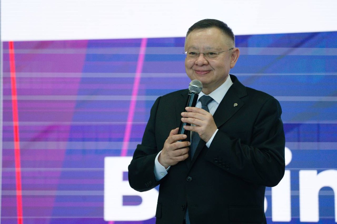 На форуме «Kazan forum: Россия-Исламский мир» состоялся деловой завтрак с Главой Минстроя России Иреком Файзуллиным