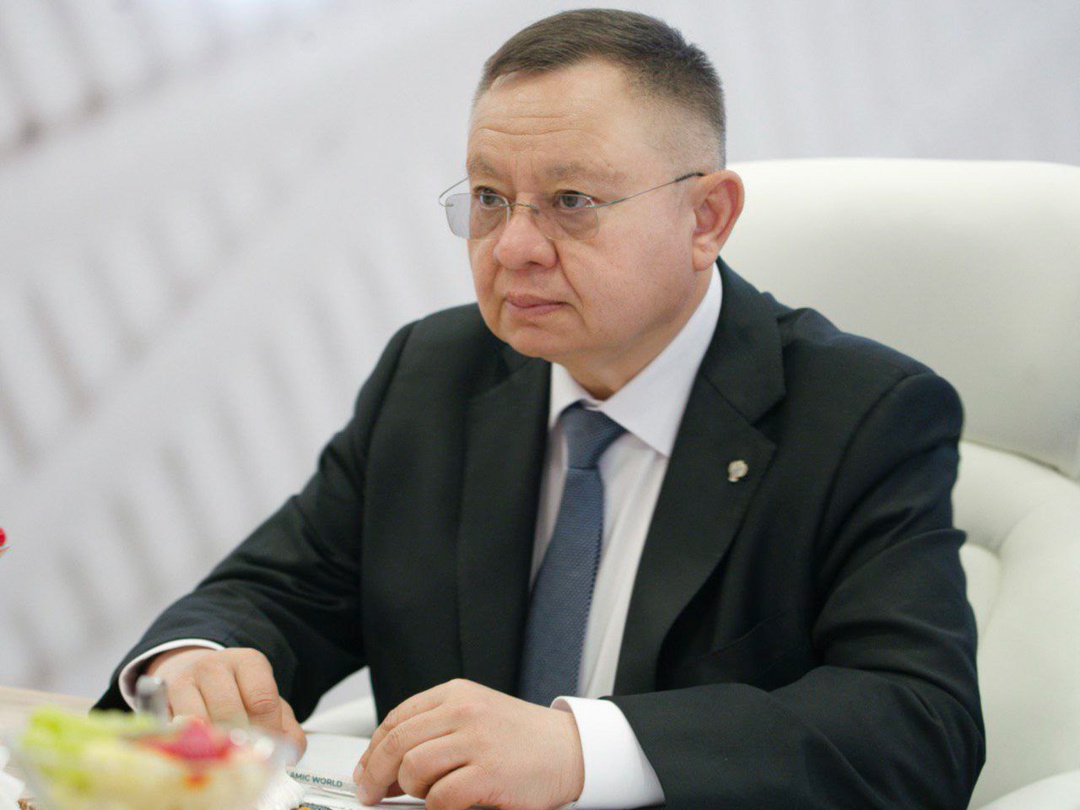 Глава Минстроя России Ирек Файзуллин провел рабочую встречу с Губернатором города Севастополя Михаилом Развожаевым на полях Международного форума «Россия –…