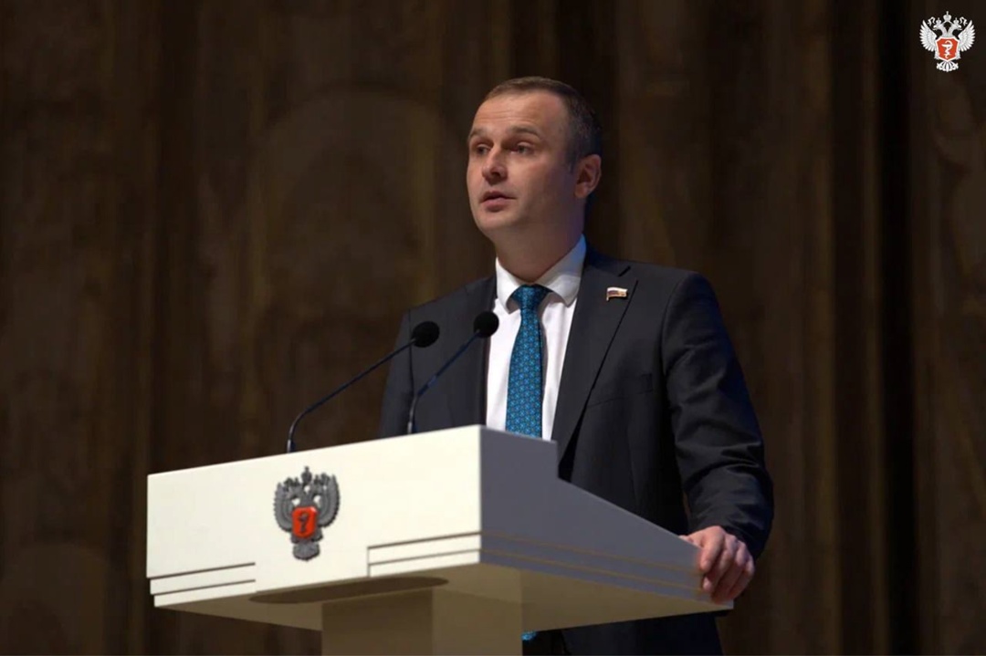 Сергей Леонов: Практически ни одно заседание Госдумы не обходится без обсуждения вопросов доступности медицинской помощи, качества оказания медицинской…