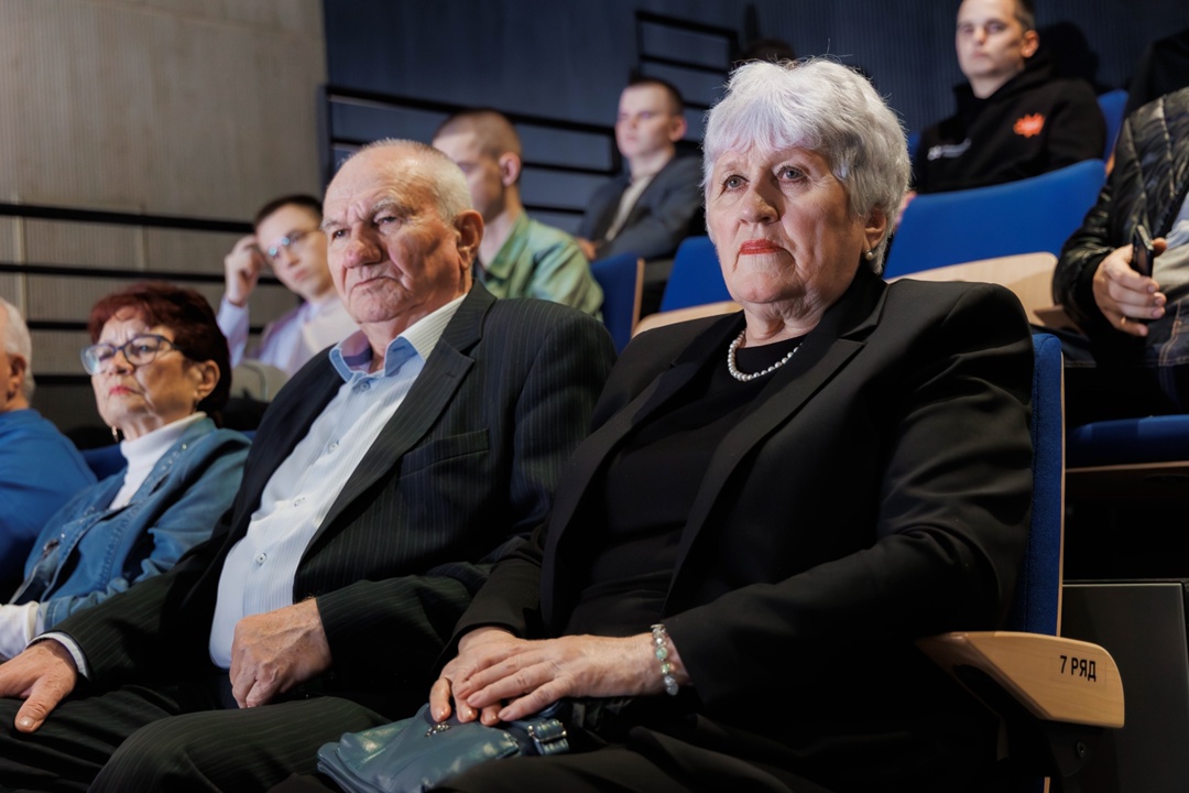 Наш «Клад» открыт для всех «Татнефть» провела ретроспективные показы художественного фильма «Клад» по одноименному роману Гарифа Ахунова