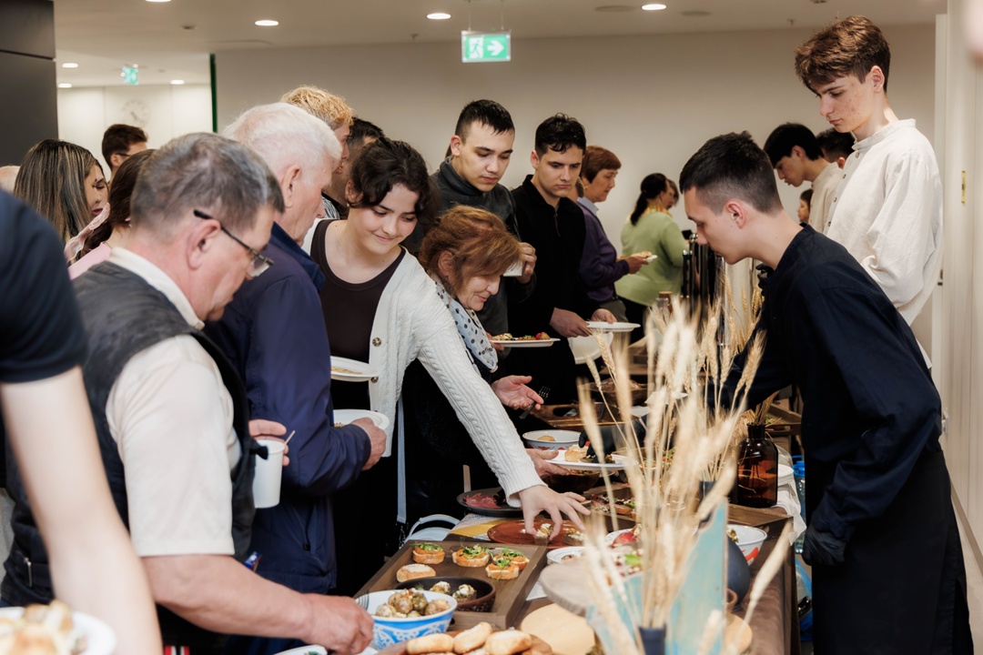 Наш «Клад» открыт для всех «Татнефть» провела ретроспективные показы художественного фильма «Клад» по одноименному роману Гарифа Ахунова