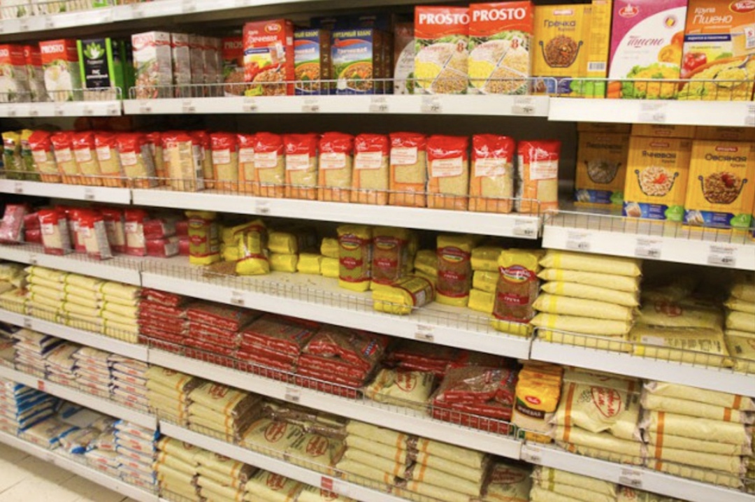 Агрохолдинг «Степь» запустил кобренд с торговой сетью «Пятерочка» - «Крупы мира». Это линейка варочных пакетов с крупами, представляющими разные национальные…