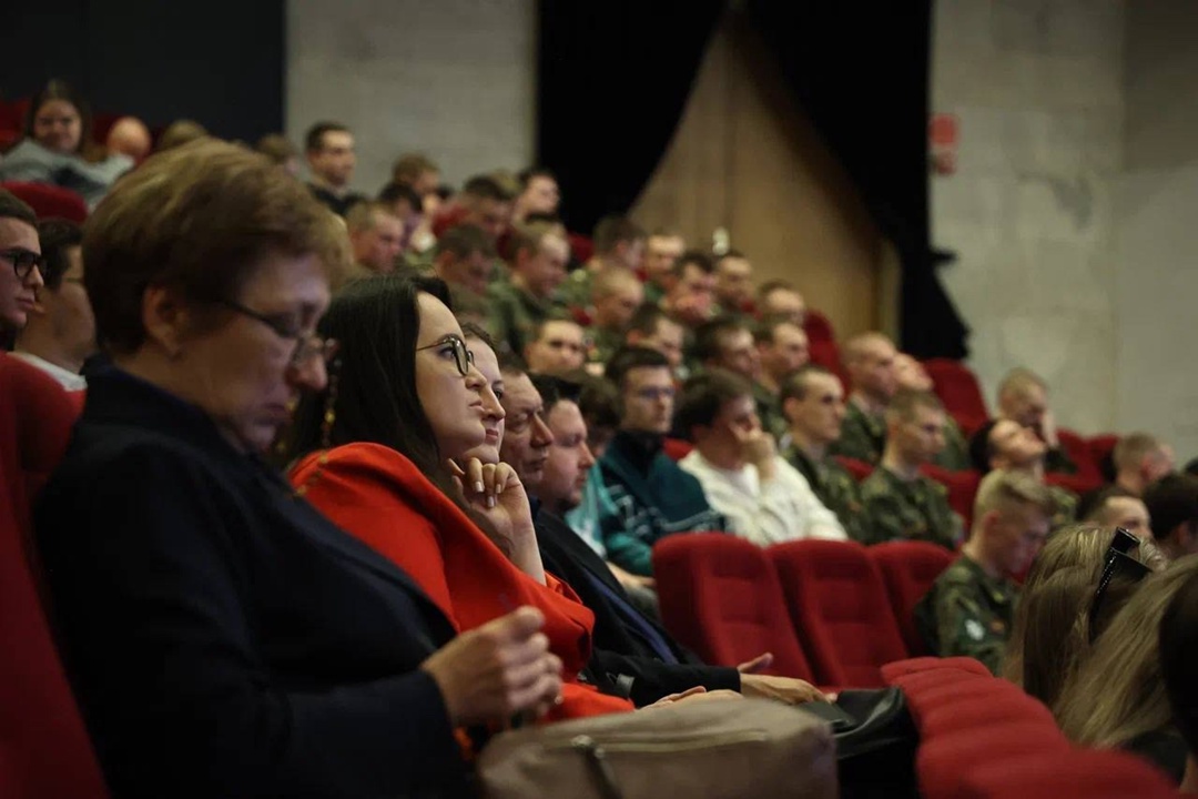 В Национальном исследовательском университете Московском государственном строительном университете (НИУ МГСУ) состоялась открытая премьера художественного…