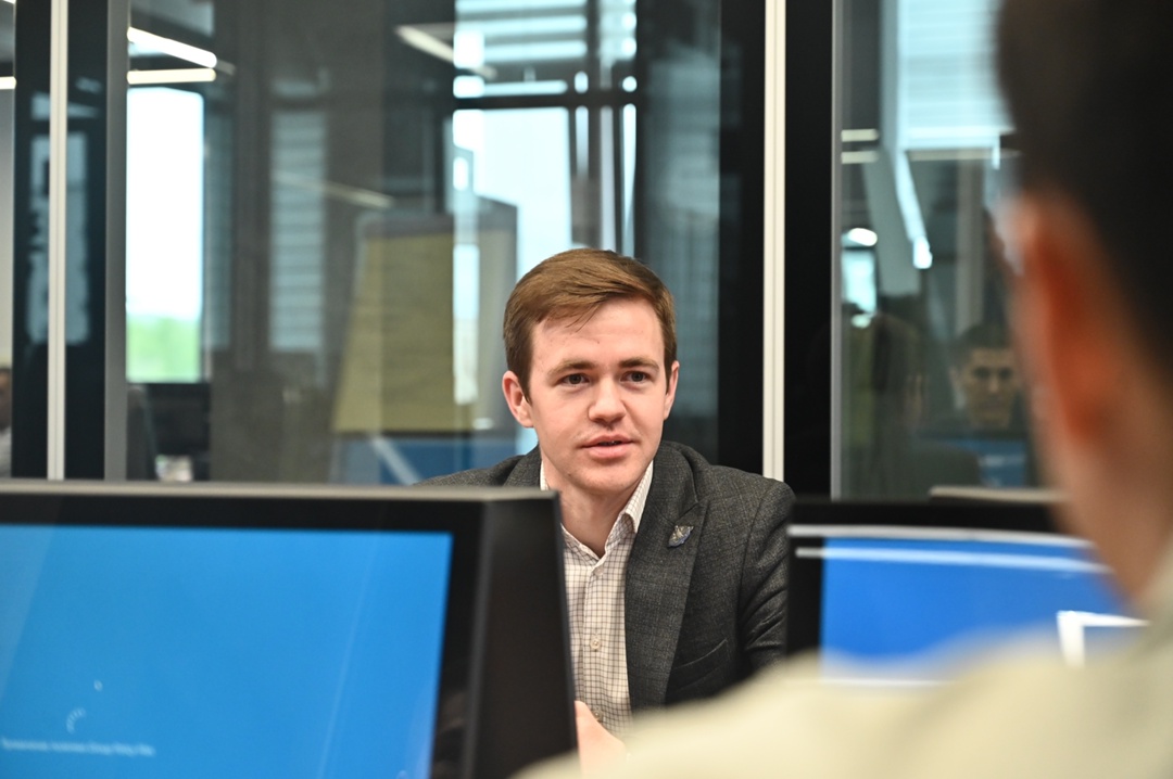 Новую рабочую неделю в хорошем настроении начинаем с инженером Центра моделирования «ТатНИПИнефти» Ильдаром Ишкуловым: