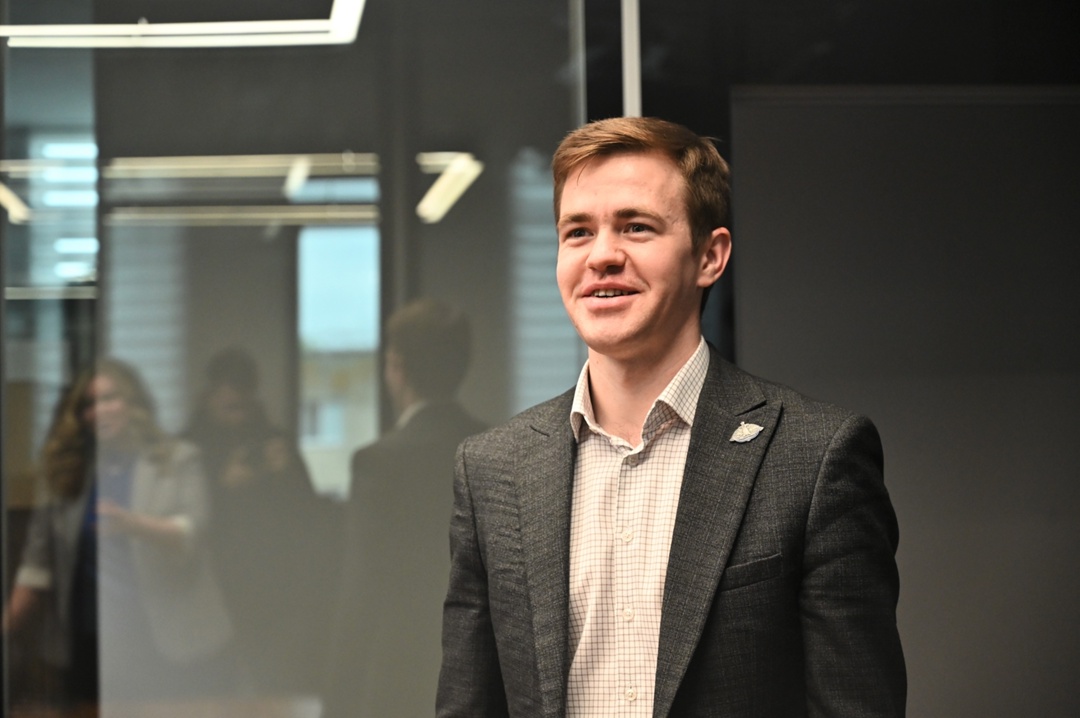 Новую рабочую неделю в хорошем настроении начинаем с инженером Центра моделирования «ТатНИПИнефти» Ильдаром Ишкуловым: