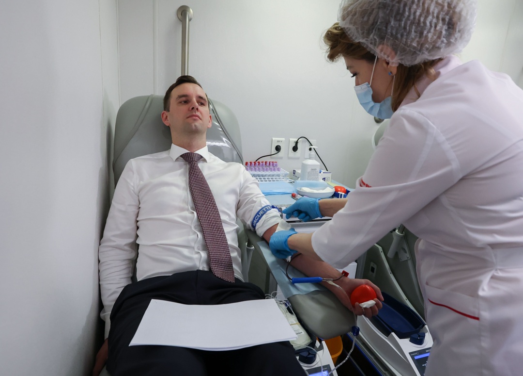 В ГД прошла традиционная акция по сдаче крови в поддержку донорства.