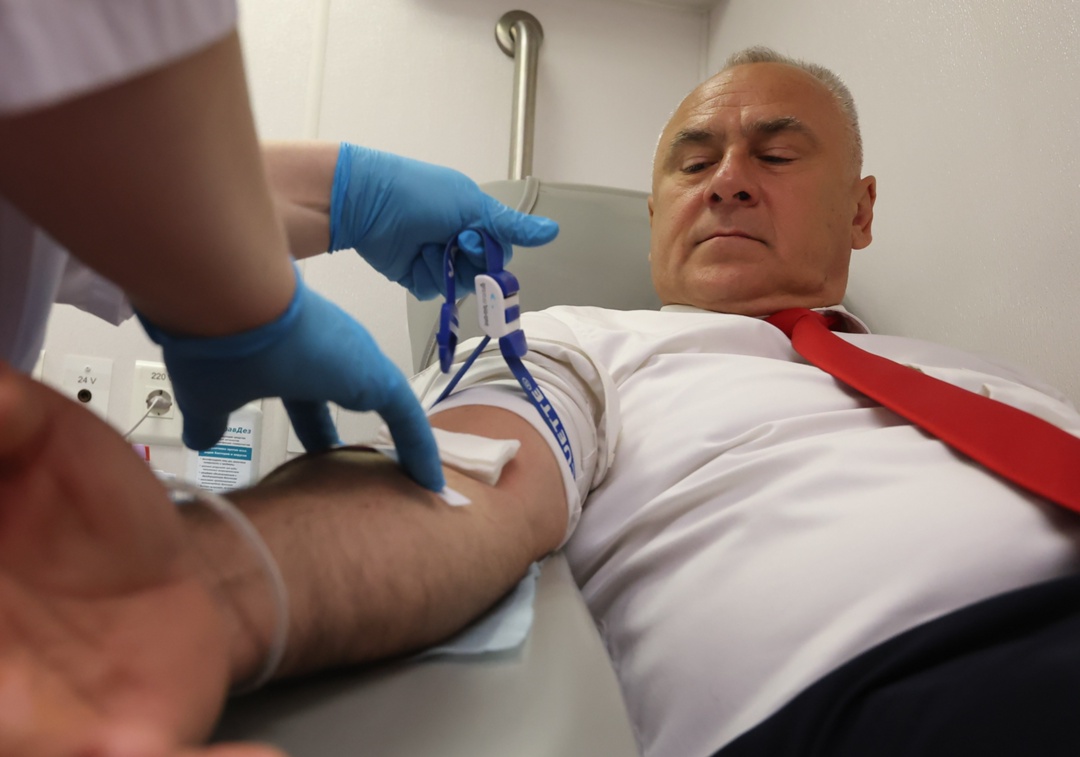 В ГД прошла традиционная акция по сдаче крови в поддержку донорства.