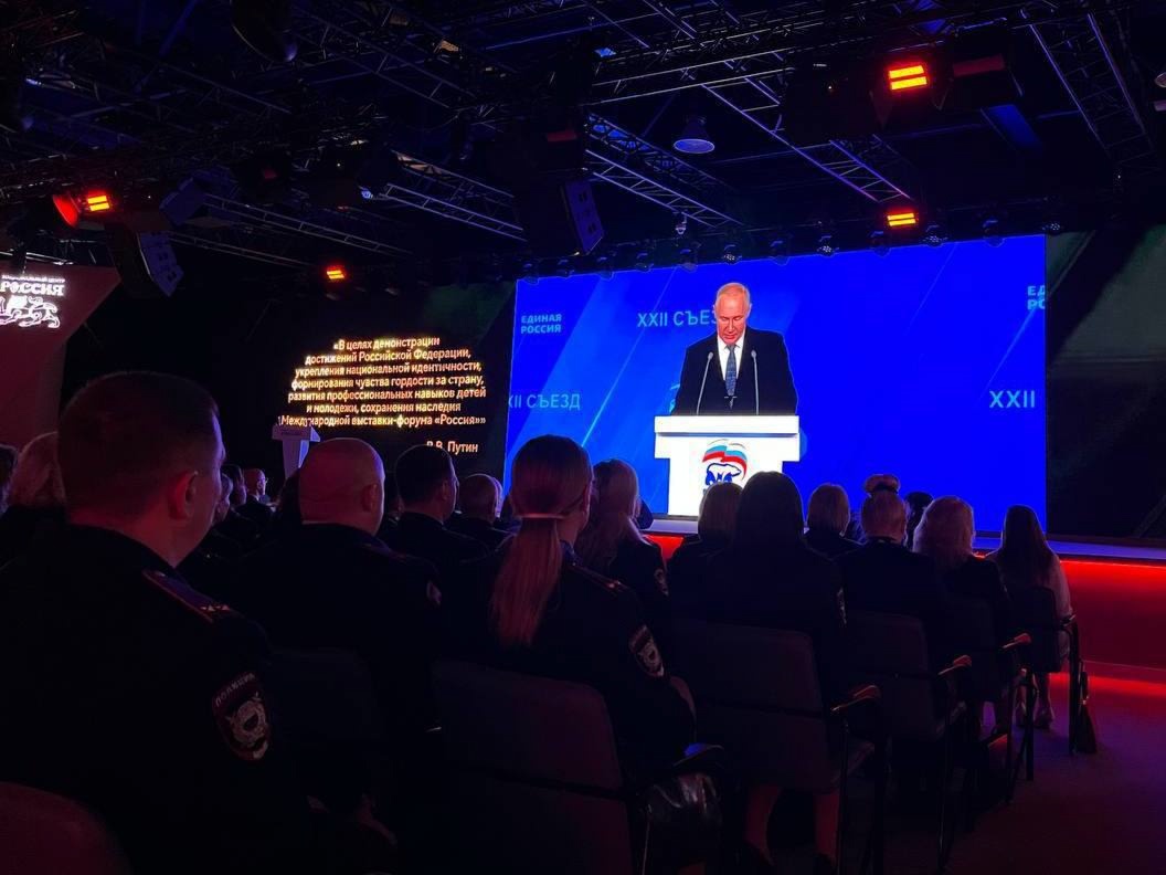 Дмитрий Чернышенко: Служба по делам несовершеннолетних вносит весомый вклад в безопасность будущего России