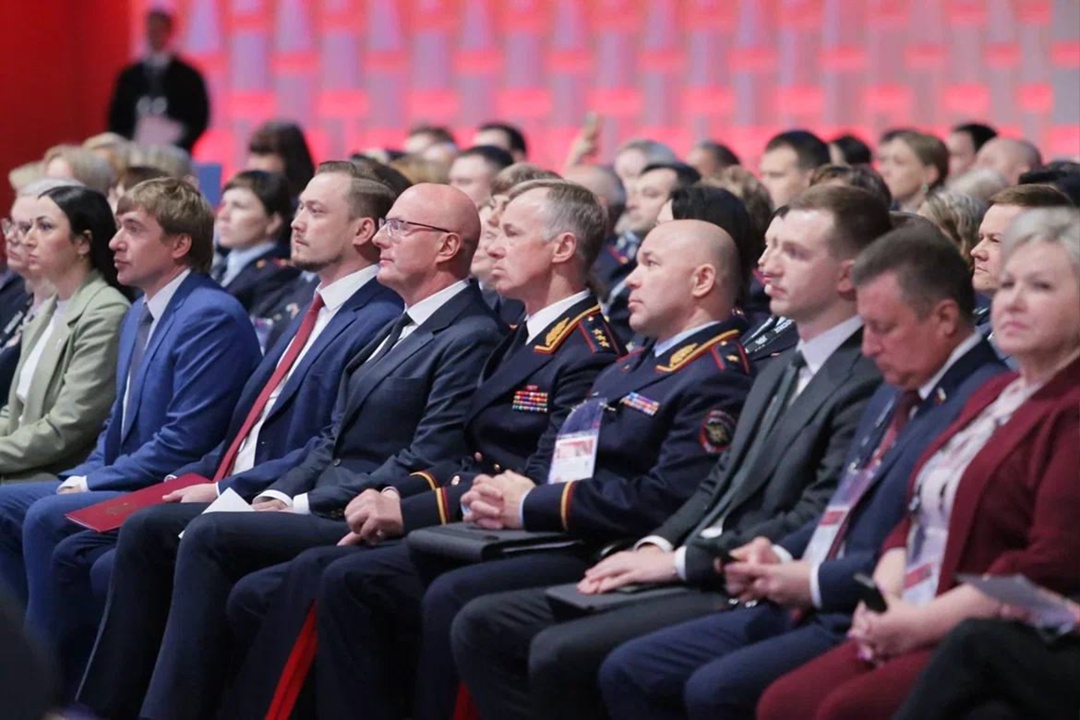 Дмитрий Чернышенко: Служба по делам несовершеннолетних вносит весомый вклад в безопасность будущего России