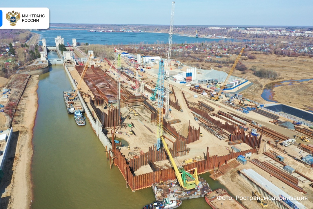 Течет река долго… и это про Волгу! Сегодня отмечается день одной из крупнейших рек не только в России, но и во всей Европе.