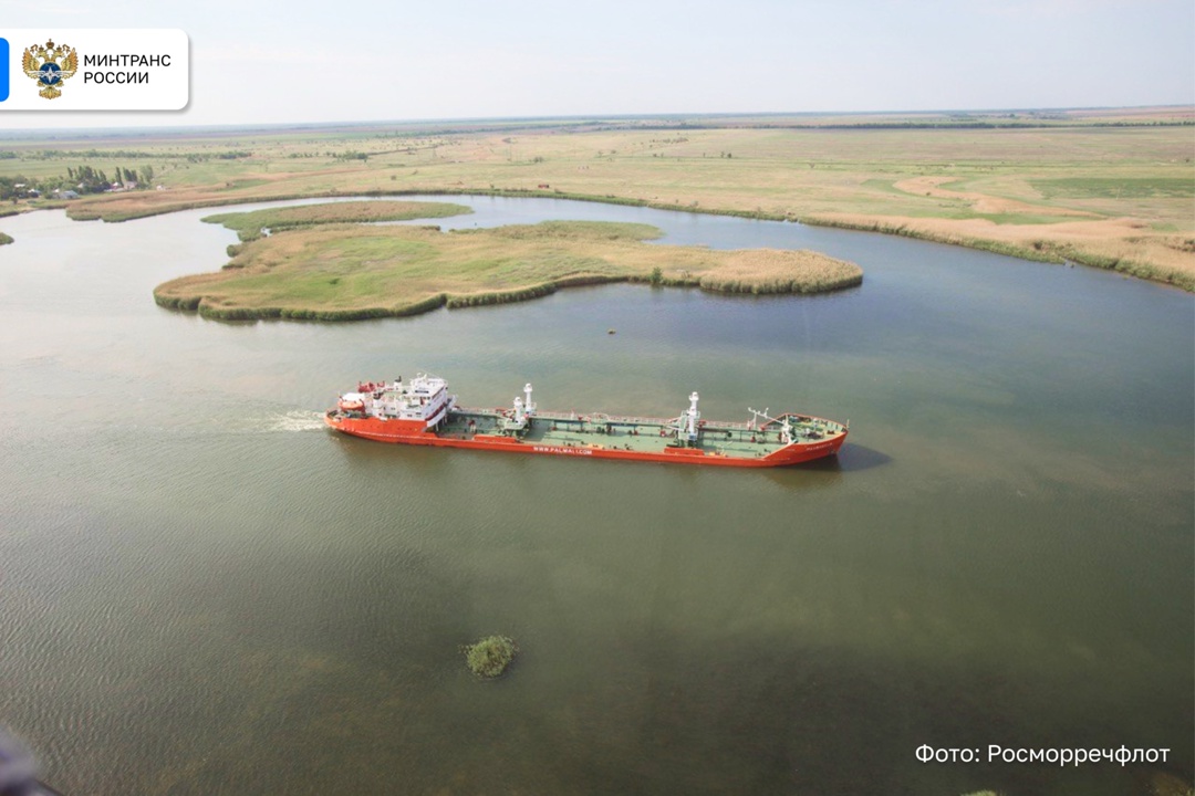 Течет река долго… и это про Волгу! Сегодня отмечается день одной из крупнейших рек не только в России, но и во всей Европе.