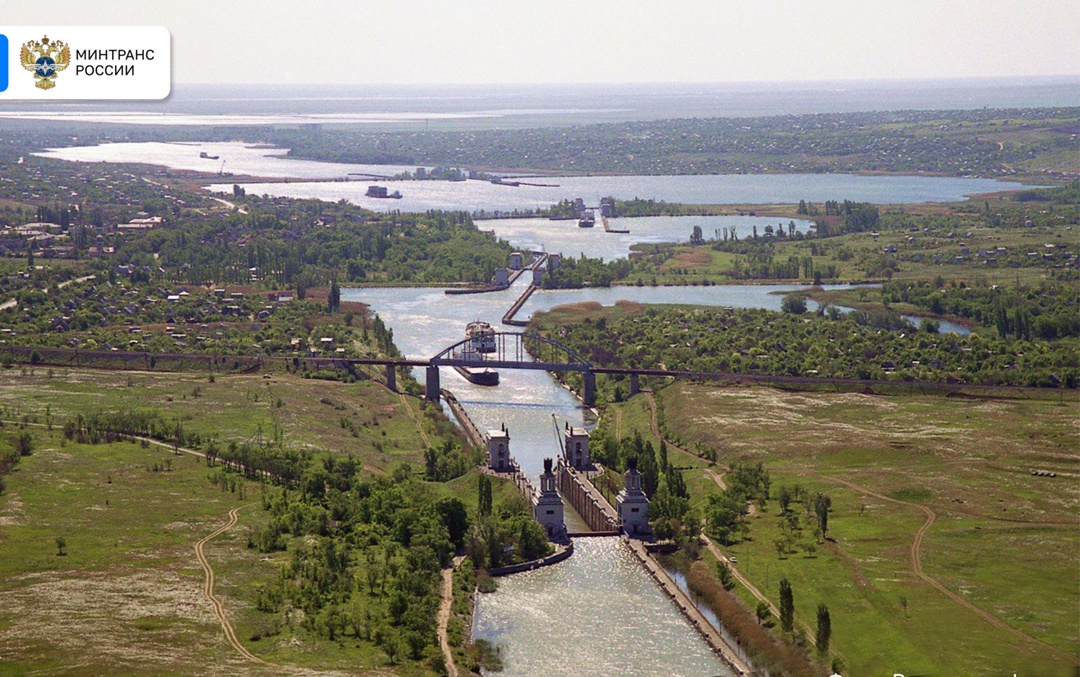 Течет река долго… и это про Волгу! Сегодня отмечается день одной из крупнейших рек не только в России, но и во всей Европе.