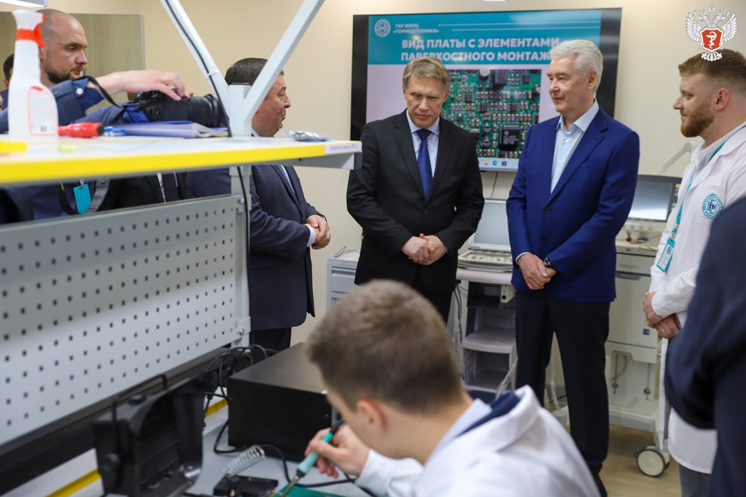 Михаил Мурашко: В РФ ежегодно закупается более 300 тыс. крупных медицинских приборов