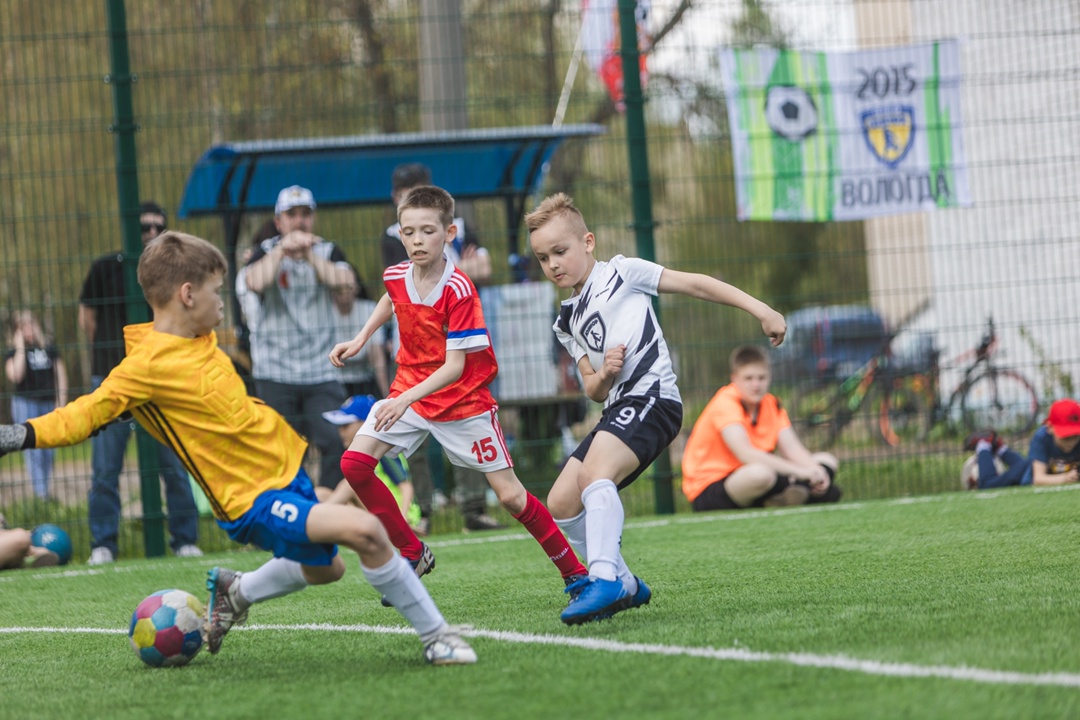 В Костромской области стартовал Х юбилейный сезон областных соревнований по мини-футболу на Кубок «НОВАТЭК»-«Шаг к большому футболу