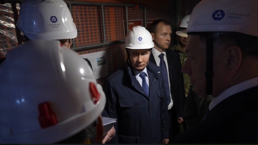 Первый замминистра Александр Ломакин посетил Курскую область в составе делегации Президента России Владимира Путина