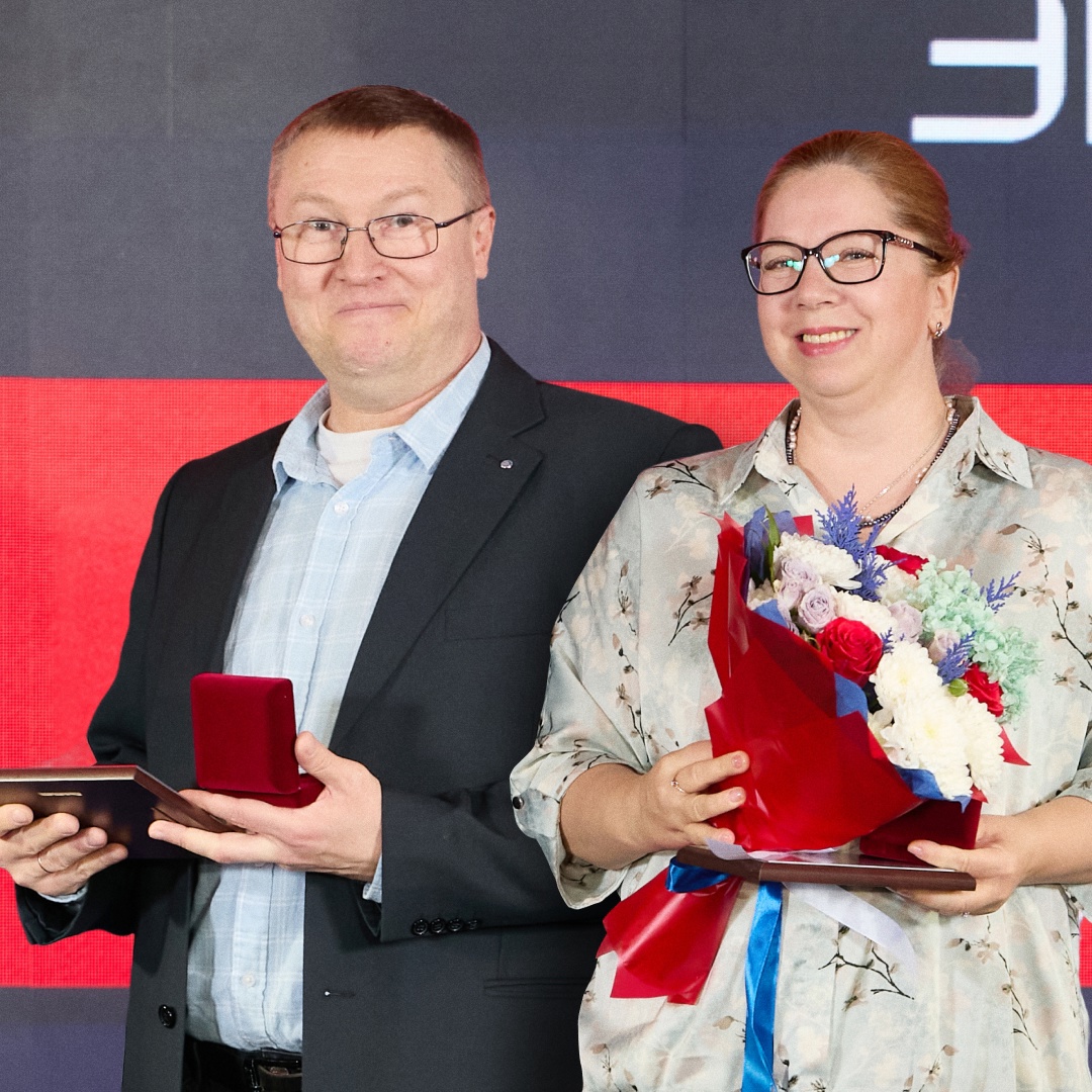 Сегодня у нас особый повод для гордости. Мы поздравляем коллег, которые отмечены персональной наградой — «Гордость РУСАЛа»