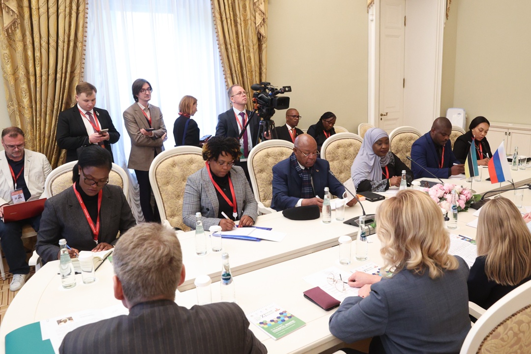 Валентина Матвиенко высоко оценила потенциал взаимодействия парламентариев России и Мозамбика, молодых законодателей двух стран