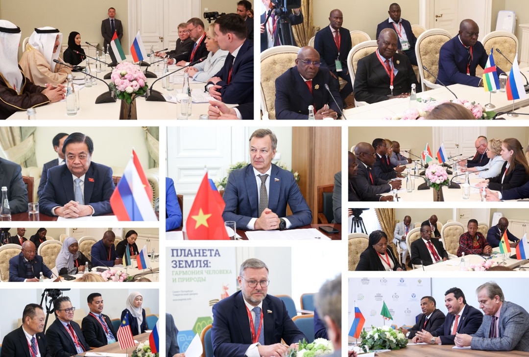 Моменты первого дня XI Невского международного экологического конгресса в нашем фотообъективе!