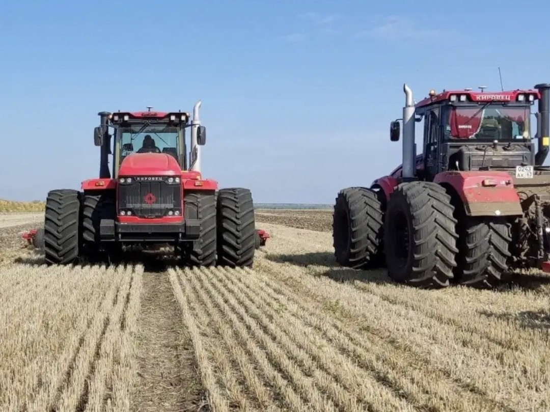 За последние три года цена на основные виды самоходных машин для сельского хозяйства увеличилась на 40-90%, в связи с чем Минсельхоз видит риск снижения…