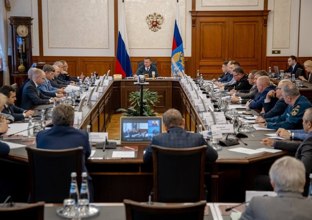 В Керченском проливе завершены геологические изыскания в районе затонувших танкеров