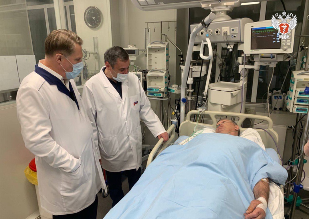 ️Раненного при атаке БПЛА ВСУ главу Беловского района Волобуева прооперируют в НМИЦ травматологии и ортопедии им. Приорова Минздрава России