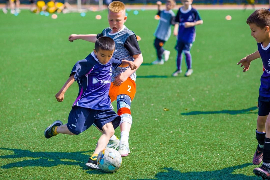 При поддержке компании «НОВАТЭК-Челябинск» в Аргаяше состоялись финальные игры детского турнира «Школьная футбольная лига - Кожаный мяч», организованного…