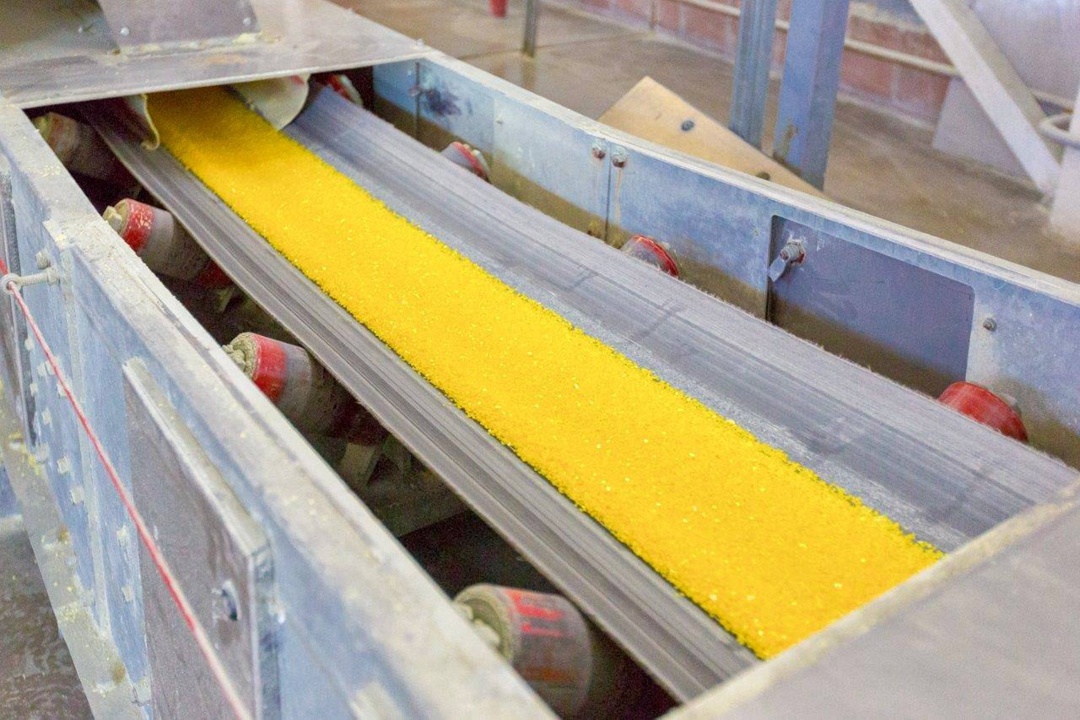 Нахимичили на рекорд До рекордных тонн в сутки увеличил ЛУКОЙЛ выпуск акрилонитрила — важнейшего продукта для малотоннажной химии и углепластиков, используемых…