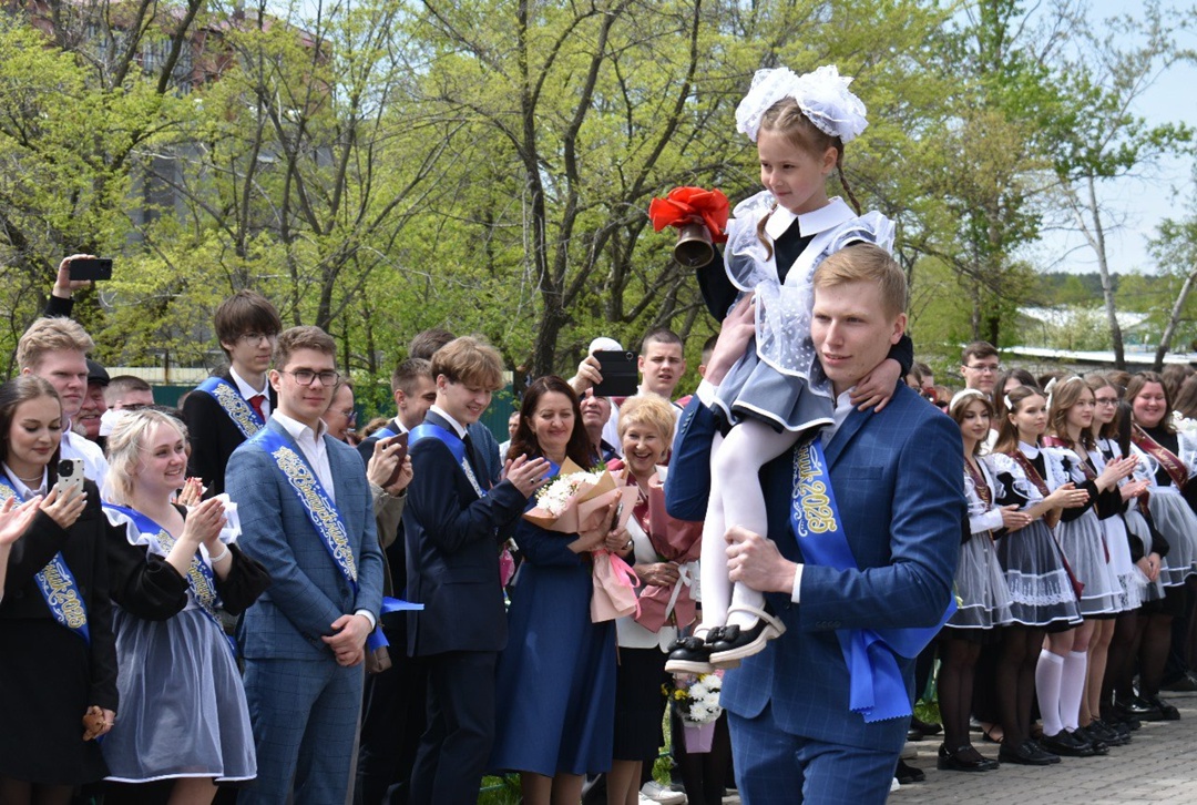 Для учеников "Газпром-класса” Приамурья прозвучал последний звонок