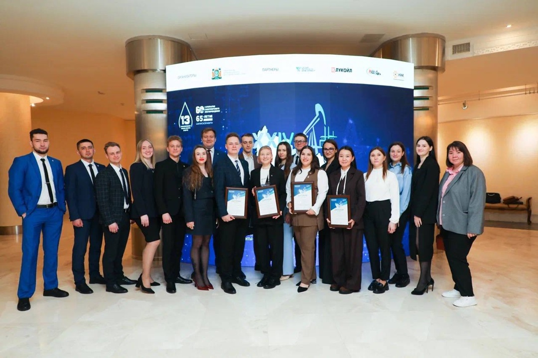 Двигатели прогресса Молодые специалисты ЛУКОЙЛа — победители и призёры XXIV конференции недропользователей Югры, представившие 20 проектов по 8 направлениям —…