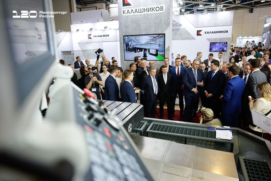 Антон Алиханов принял участие в открытии выставки «Металлообработка-2025»
